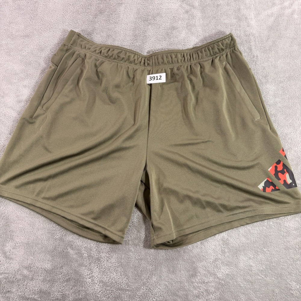 Adidas Training Shorts Mens 2XL Olive Strata Black Camo Logo Aeroready 7 Inch